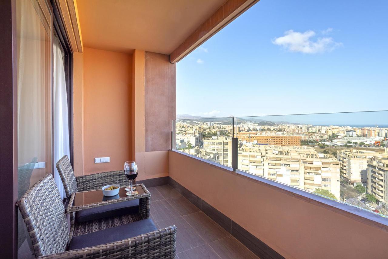 -Malagasunapts-Skygarden Teatinos Pool Playground Buitenkant foto