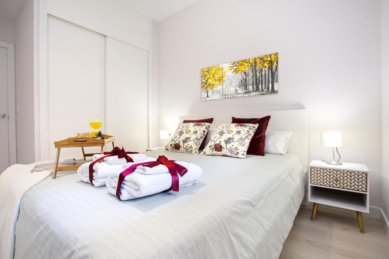 -Malagasunapts-Skygarden Teatinos Pool Playground Buitenkant foto