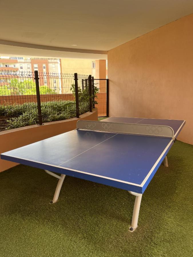 -Malagasunapts-Skygarden Teatinos Pool Playground Buitenkant foto