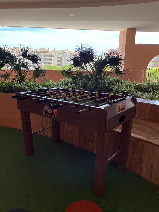 -Malagasunapts-Skygarden Teatinos Pool Playground Buitenkant foto